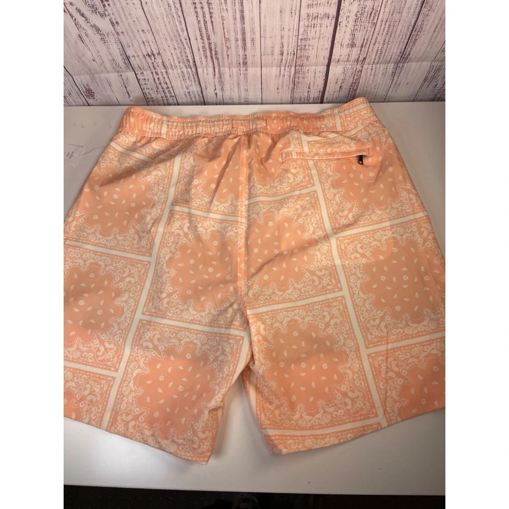 Saks Fifth Avenue Collection Mens Swim Trunks L Coral Beach Volleyball Pool Sun